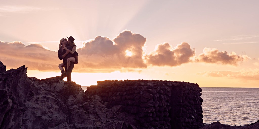 Paarshooting Teneriffa Panorama – Paar Naturpool Atlantikküste goldene Stunde © Chirlyart